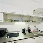 New Near Wenceslas Square Apartamento *
