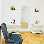 New Near Wenceslas Square Apartamento