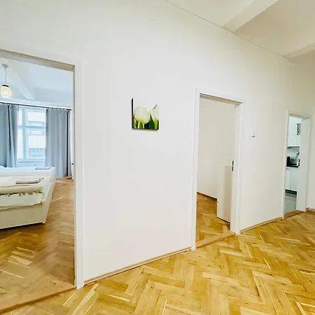 New Near Wenceslas Square Apartment Prague