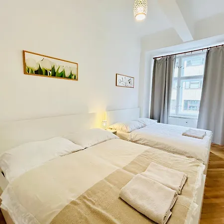 New Near Wenceslas Square Апартаменты *